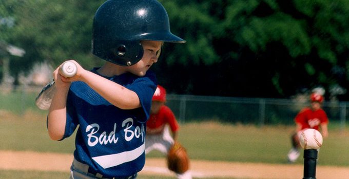 Best Bat For Tee Ball: The Top 3 Choices For 2022