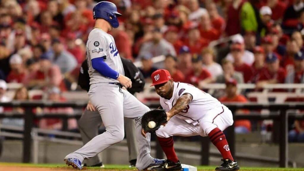 How to Throw a Pickoff in Baseball