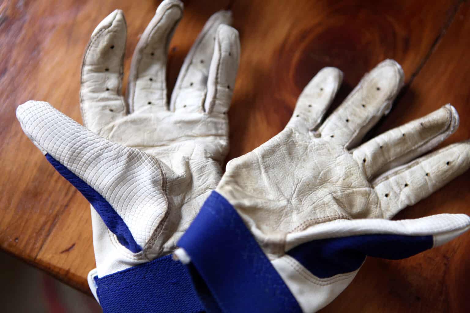 How To Wash Batting Gloves Baseball Bible
