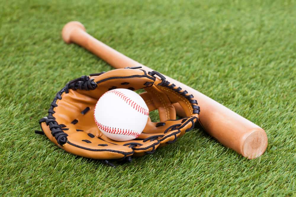 how to measure baseball glove size